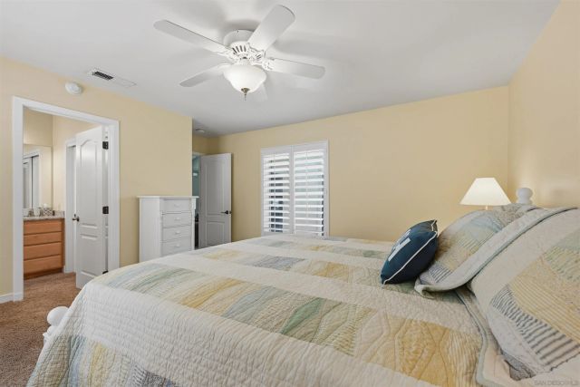 4652 Cass St, Pacific Beach, CA 92109