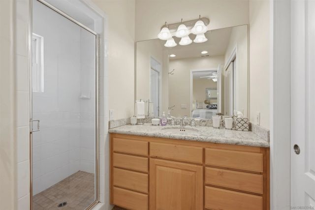 4652 Cass St, Pacific Beach, CA 92109