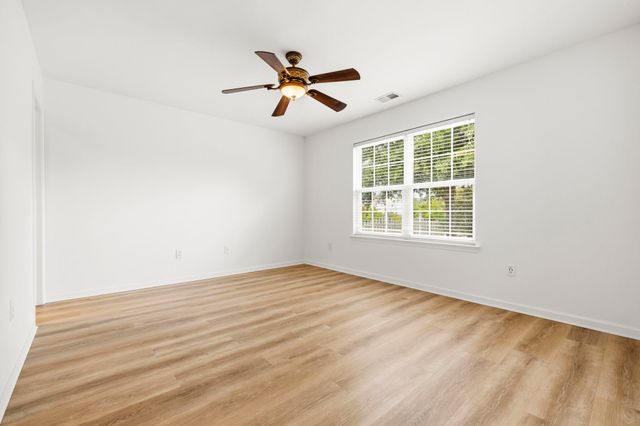 3046 Hollybrook Dr., Myrtle Beach, SC 29579