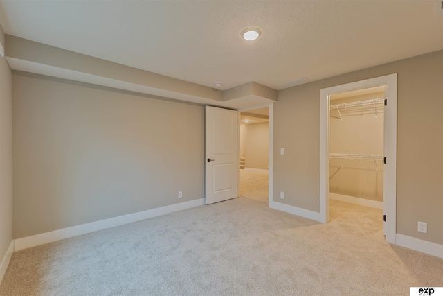 8209 S 178th Street, Omaha, NE 68136