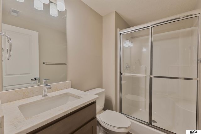 8209 S 178th Street, Omaha, NE 68136