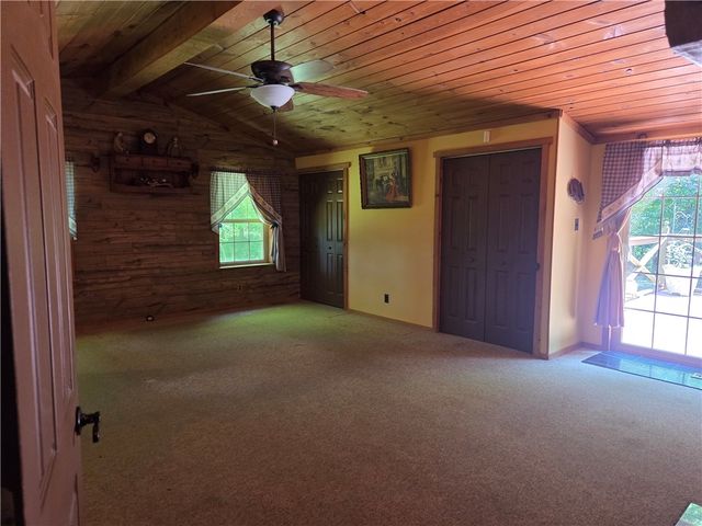 4075 Ridge Rd, Raccoon Twp, PA 15001
