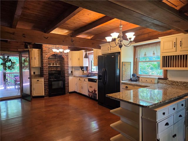 4075 Ridge Rd, Raccoon Twp, PA 15001