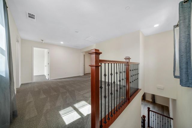 815 Starke Dr, Ceres, CA 95307