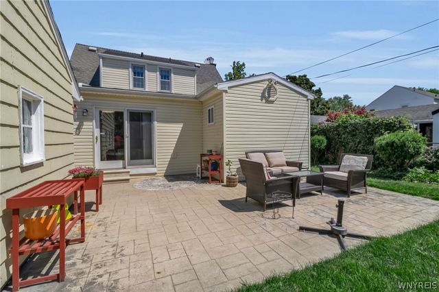241 Woodcrest Boulevard, Tonawanda, NY 14223