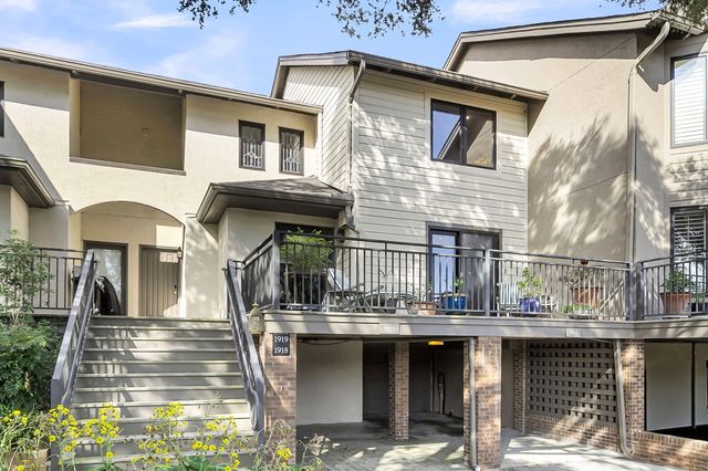 1918 Marsh Oak Lane, Seabrook Island, SC 29455