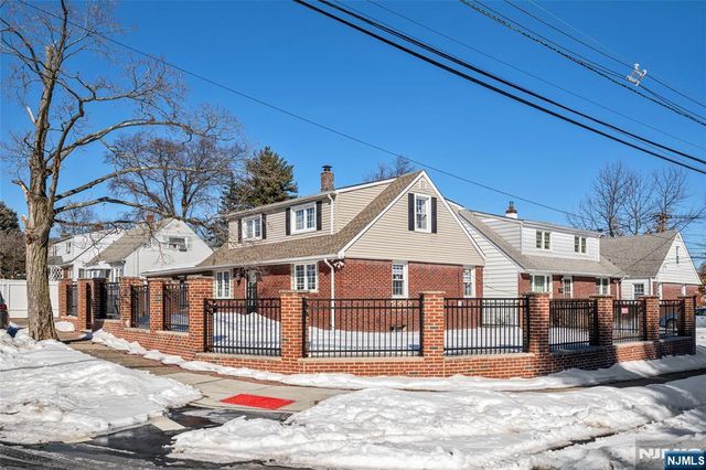 15 Furrey Place, Paterson, NJ 07522