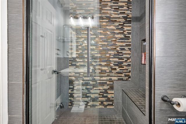 15 Furrey Place, Paterson, NJ 07522