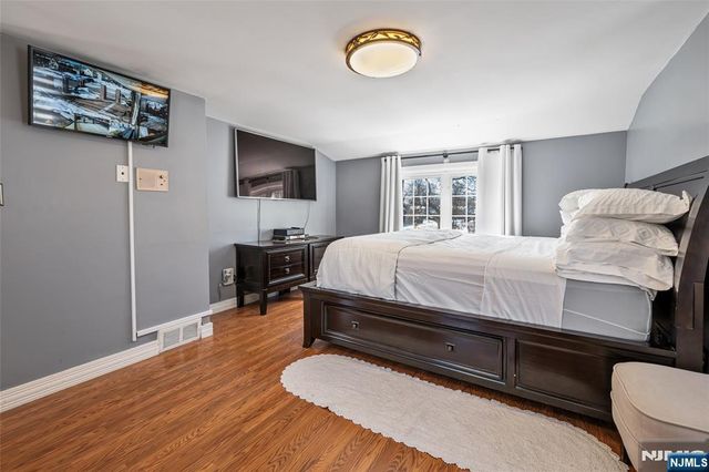 15 Furrey Place, Paterson, NJ 07522