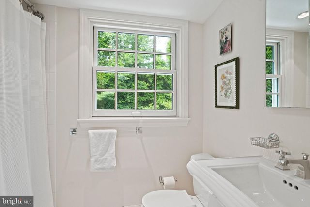 5320 ALBEMARLE ST, Bethesda, MD 20816