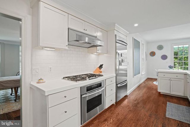 5320 ALBEMARLE ST, Bethesda, MD 20816