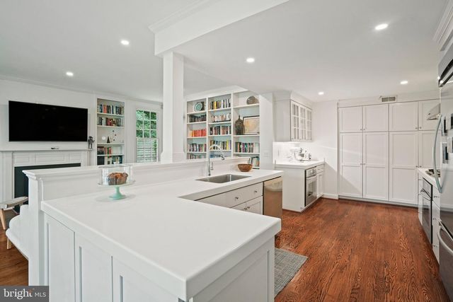 5320 ALBEMARLE ST, Bethesda, MD 20816