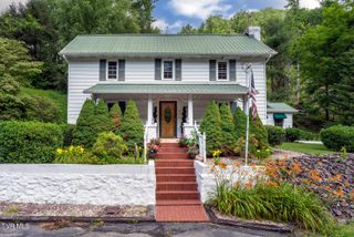 6646 Roan Creek Road, Butler, TN 37640