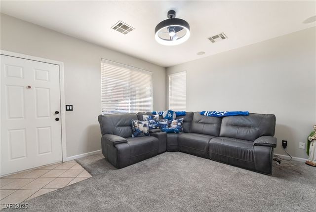 6880 Silver Eagle Avenue, Las Vegas, NV 89122