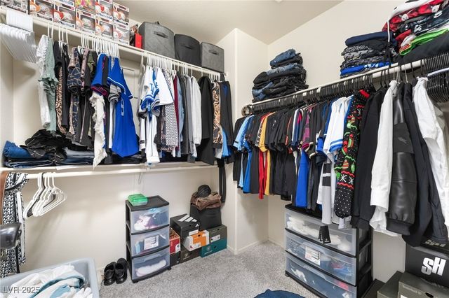 6880 Silver Eagle Avenue, Las Vegas, NV 89122