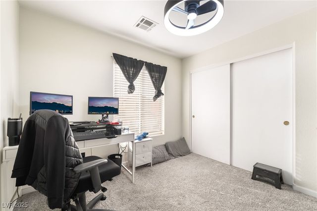 6880 Silver Eagle Avenue, Las Vegas, NV 89122