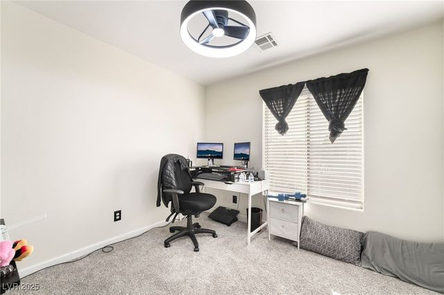 6880 Silver Eagle Avenue, Las Vegas, NV 89122