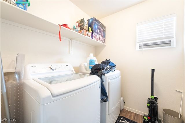 6880 Silver Eagle Avenue, Las Vegas, NV 89122