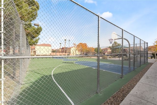 6880 Silver Eagle Avenue, Las Vegas, NV 89122