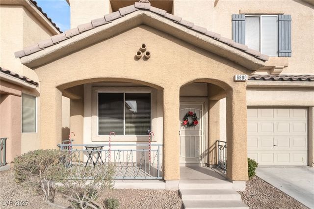 6880 Silver Eagle Avenue, Las Vegas, NV 89122