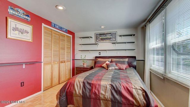 8 Darby Road, Marlboro, NJ 07746