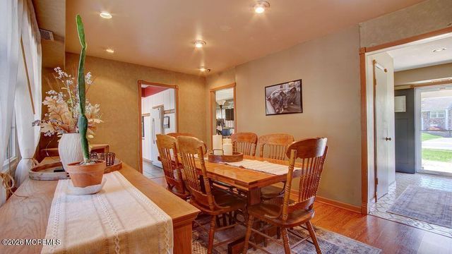 8 Darby Road, Marlboro, NJ 07746