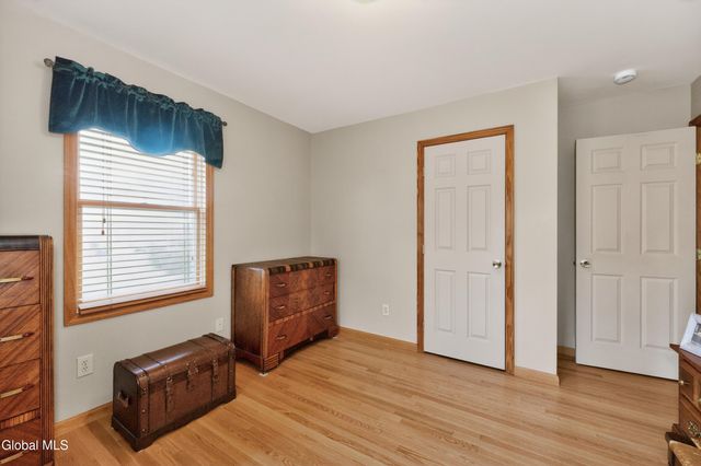 3 Rosemary Drive, North Greenbush, NY 12180