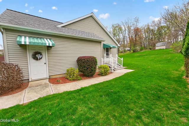 3 Rosemary Drive, North Greenbush, NY 12180