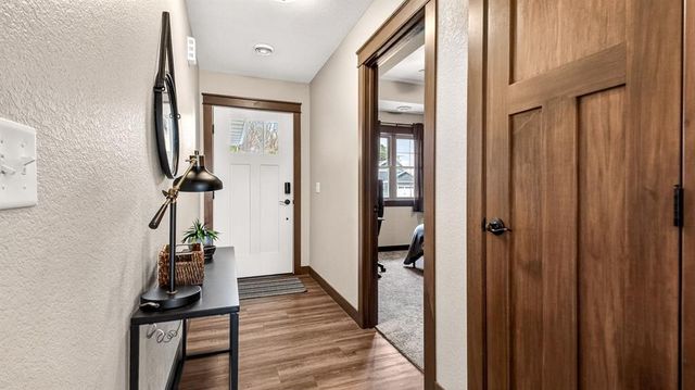 4881 Field Crest Lane, Eau Claire, WI 54701