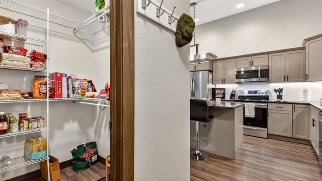 4881 Field Crest Lane, Eau Claire, WI 54701