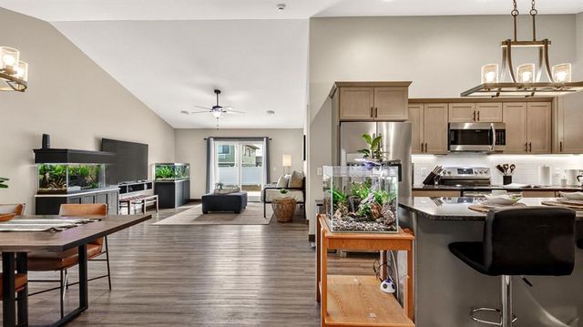 4881 Field Crest Lane, Eau Claire, WI 54701