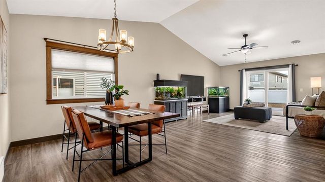 4881 Field Crest Lane, Eau Claire, WI 54701