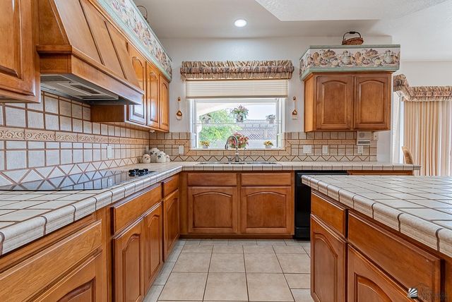 2875 W 12 Pl, Yuma, AZ 85364