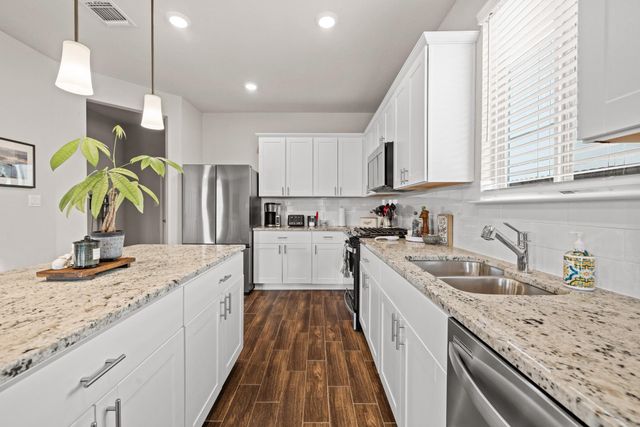 416 Bella Luna WAY, Liberty Hill, TX 78642