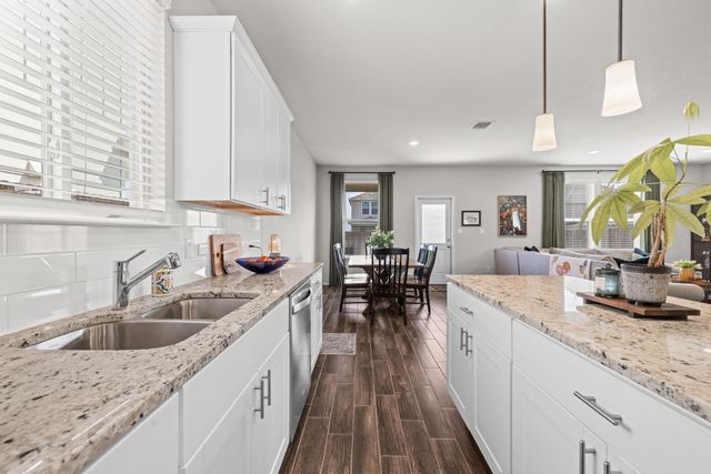 416 Bella Luna WAY, Liberty Hill, TX 78642
