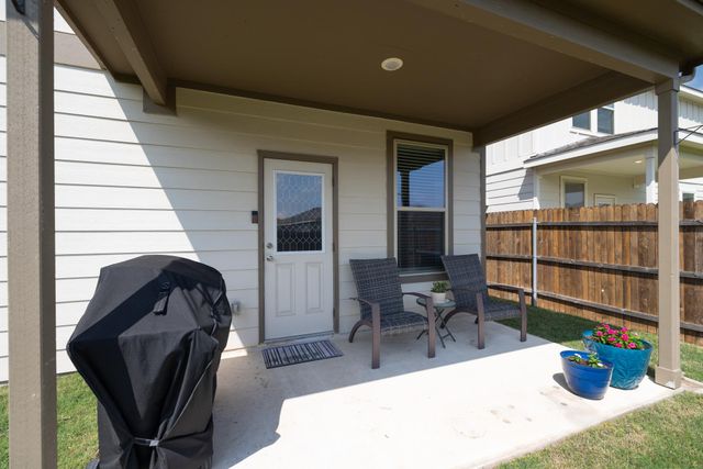 416 Bella Luna WAY, Liberty Hill, TX 78642