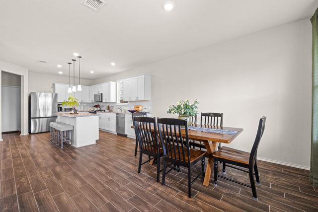 416 Bella Luna WAY, Liberty Hill, TX 78642