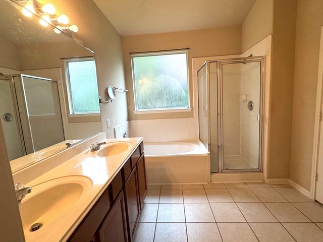 6439 Applewood Forest Drive, Katy, TX 77494