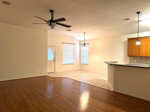 6439 Applewood Forest Drive, Katy, TX 77494