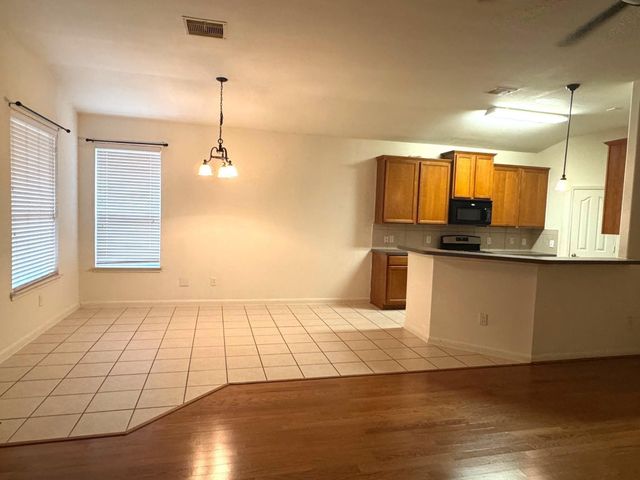 6439 Applewood Forest Drive, Katy, TX 77494