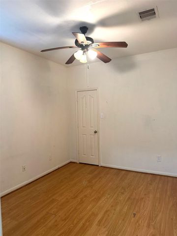 6439 Applewood Forest Drive, Katy, TX 77494
