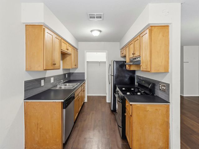 2401 Burleson RD, Austin, TX 78741