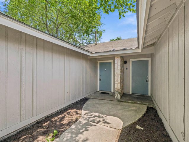 2401 Burleson RD, Austin, TX 78741