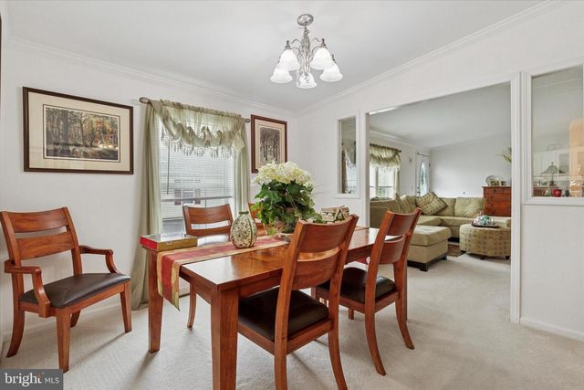 81 RANDOM RD, Douglassville, PA 19518