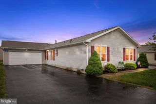 81 RANDOM RD, Douglassville, PA 19518