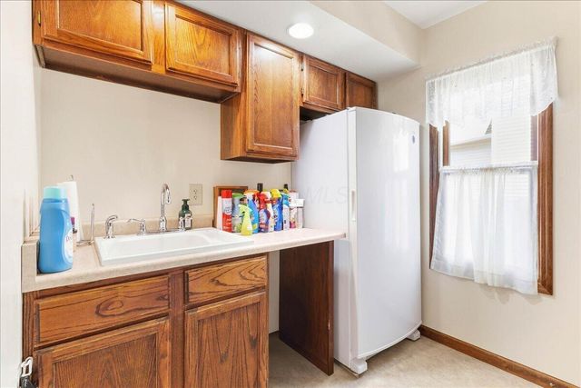 420 S Madriver, Bellefontaine, OH 43311