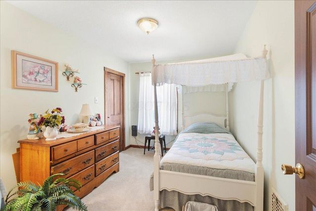 420 S Madriver, Bellefontaine, OH 43311