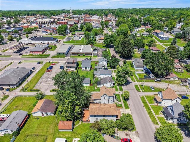 420 S Madriver, Bellefontaine, OH 43311