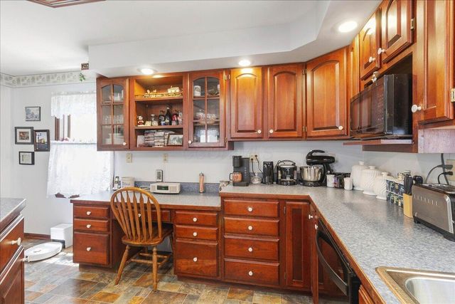 420 S Madriver, Bellefontaine, OH 43311