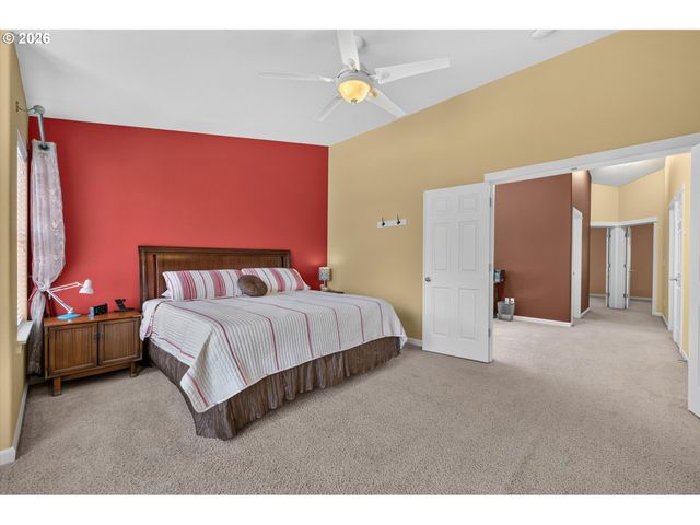 1981 Nw 2ND Ct, Hillsboro, OR 97124